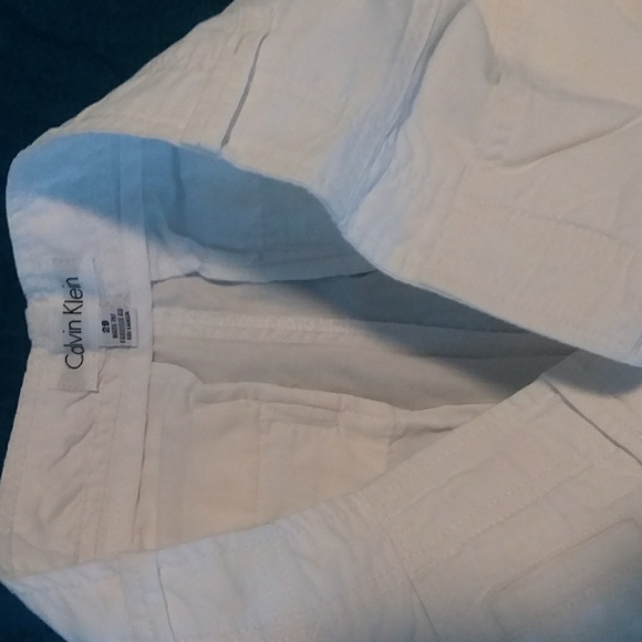 Shorts - Picture 3 of 3